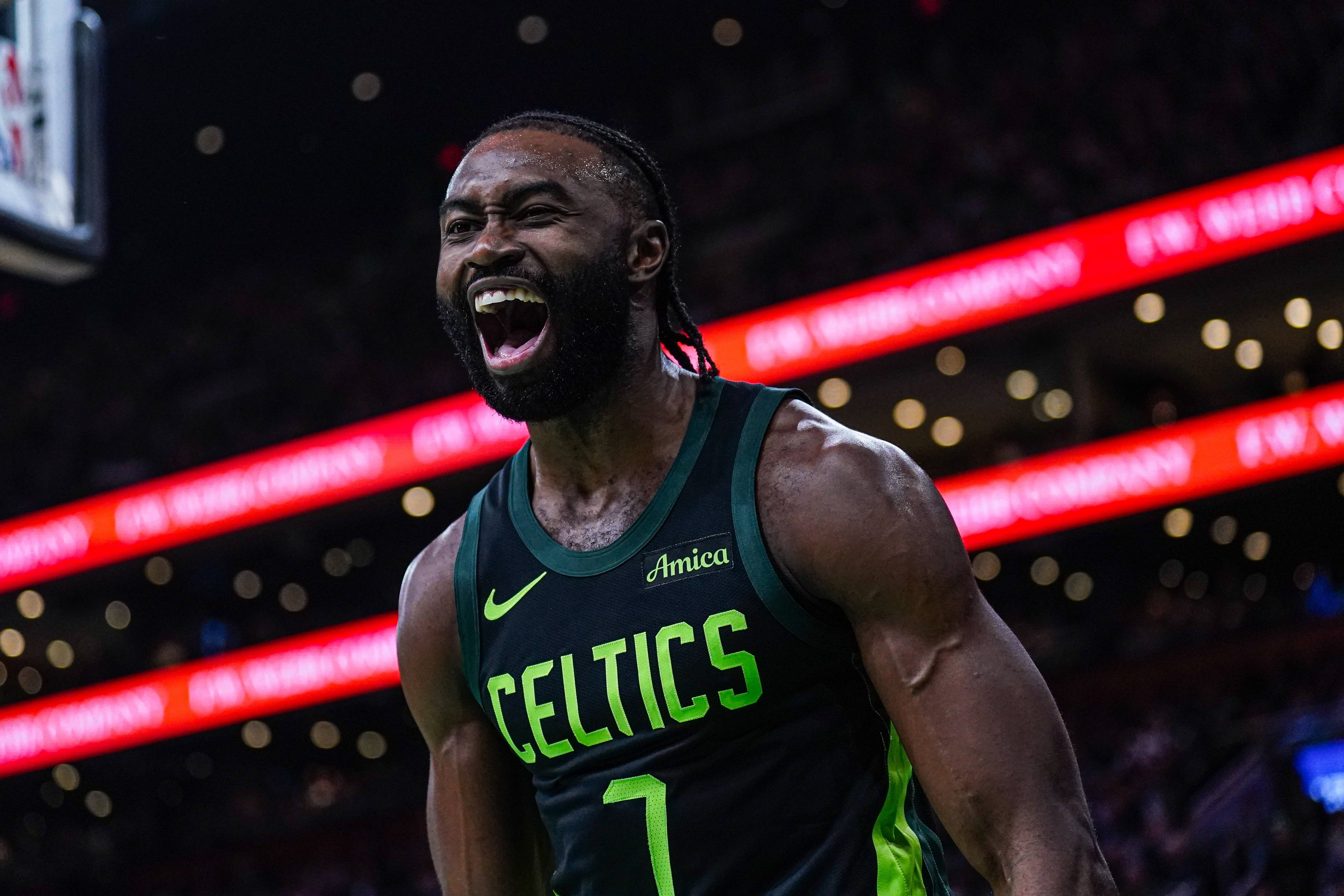 NBA总决赛：勇士4-2击败绿军，库里FMVP的简单介绍